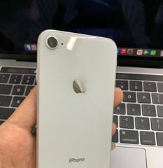探究iPhone8国行的性能和使用体验（国行版iPhone8的亮点与不足、国行版iPhone8在中国市场的竞争力）