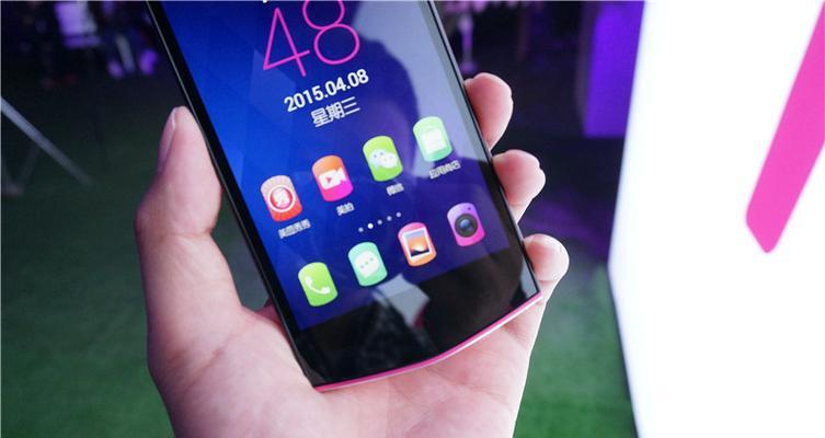 美图M4前置拍照（一触即发，展现美丽之美）