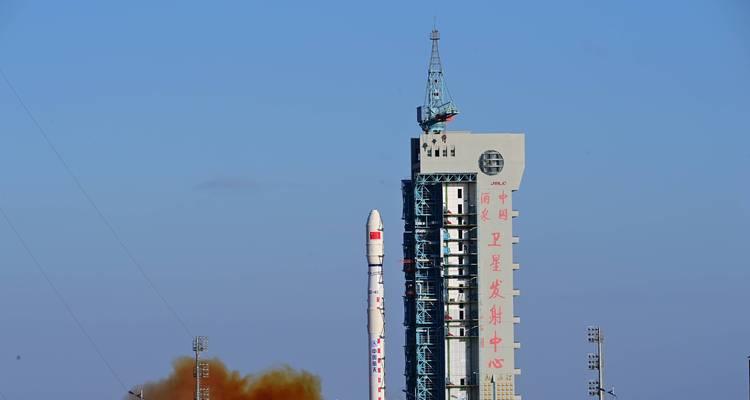 实践十三号卫星（中国航天科技的壮举）